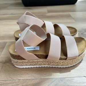 Steve Madden Platfrom Sandals